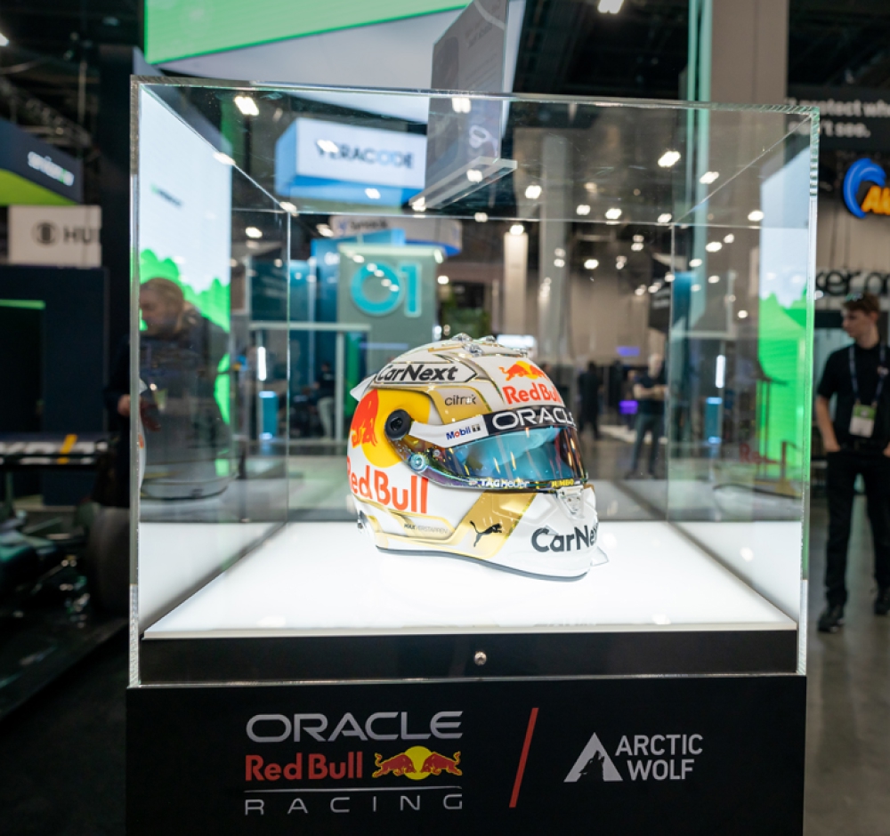 Oracle Red Bull Racing F1 helmet closeup in the Blackhat USA booth